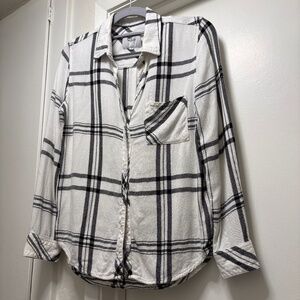 Rails “Hunter” black & white flannel - size small